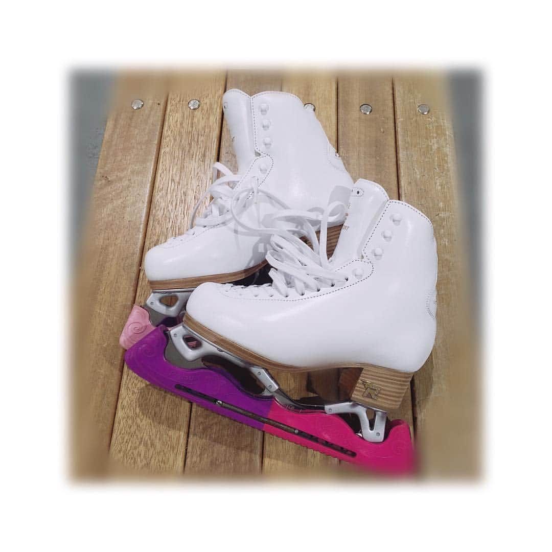 青木祐奈さんのインスタグラム写真 - (青木祐奈Instagram)「・ New shoes ✨✨✨ * #skate #shoes #risport」2月12日 5時17分 - yuna_skate
