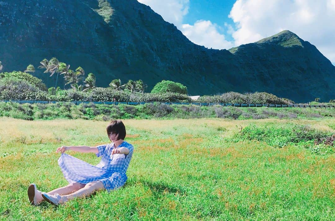 岡田奈々さんのインスタグラム写真 - (岡田奈々Instagram)「🏝💎⛰💜 1st 写真集 #飾らない宝石  ２月２７日 発売になります 🙏🏻 予約受付中 ↓ https://www.amazon.co.jp/  発売記念 イベントのお知らせ ↓ http://www.fukuya-shoten.jp/event/18022719/」2月12日 6時25分 - okada7_akb48_stu48