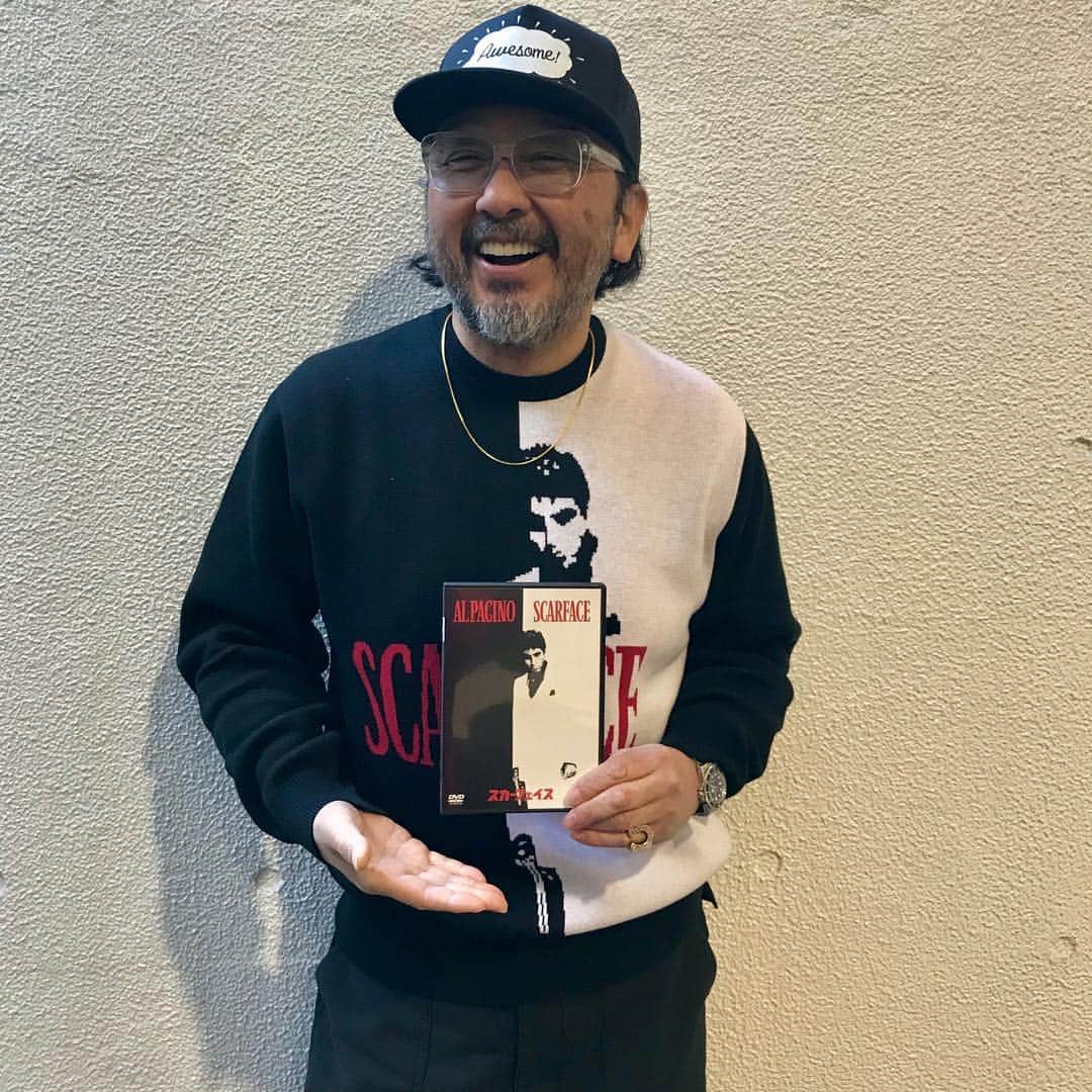 のインスタグラム：「今日の１枚 #ALPACINO #SCARFACE #BRIANDEPALMA  #SWEATER#SUPREME #FATIGUEPANTS#EGWORKADAY #MESHCAP#PARADISE #眼鏡#白山眼鏡店#THESTYLISTJAPAN #CHAIN#VENDOMEAOYAMA #THESTYLISTJAPAN」