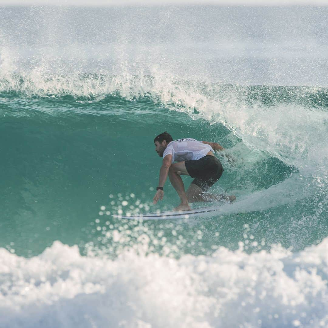 クリス・ヘムズワースさんのインスタグラム写真 - (クリス・ヘムズワースInstagram)「Probably didn’t make it outta this but nobody will ever know because the last frame was destroyed 👌@emerysurfboards 📷@_mackmedia @australia @southaustralia」2月12日 21時09分 - chrishemsworth