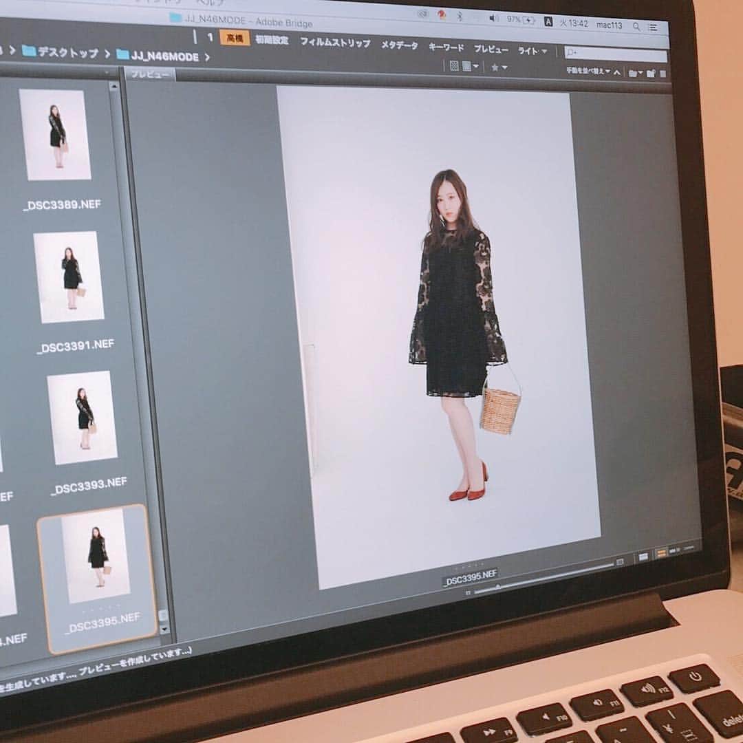 乃木坂46のインスタグラム：「今日のオフショットはワンピ企画の#星野みなみ さん💟ワンピース企画では、卒業を発表した#生駒里奈 さんや#川村真洋 さんも登場！購入はプロフィールのURLから👀  #N46MODE #乃木坂46 #星野みなみ」