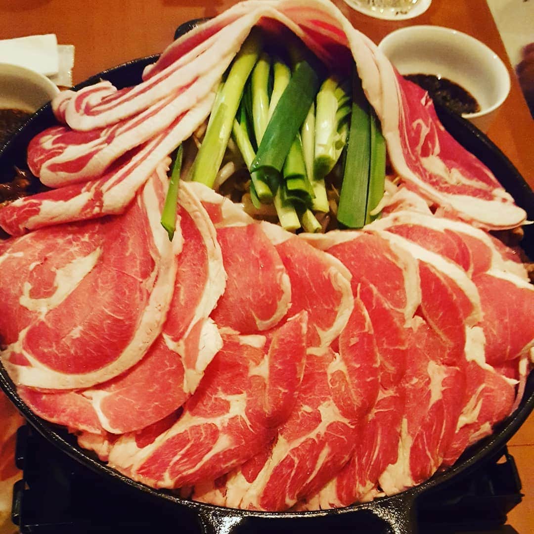 徳山秀典さんのインスタグラム写真 - (徳山秀典Instagram)「ラム肉が食べたくて。ラム肉食べる夢で目が覚める始末。(笑)#目黒カブトii」2月13日 8時29分 - hidenoritokuyama