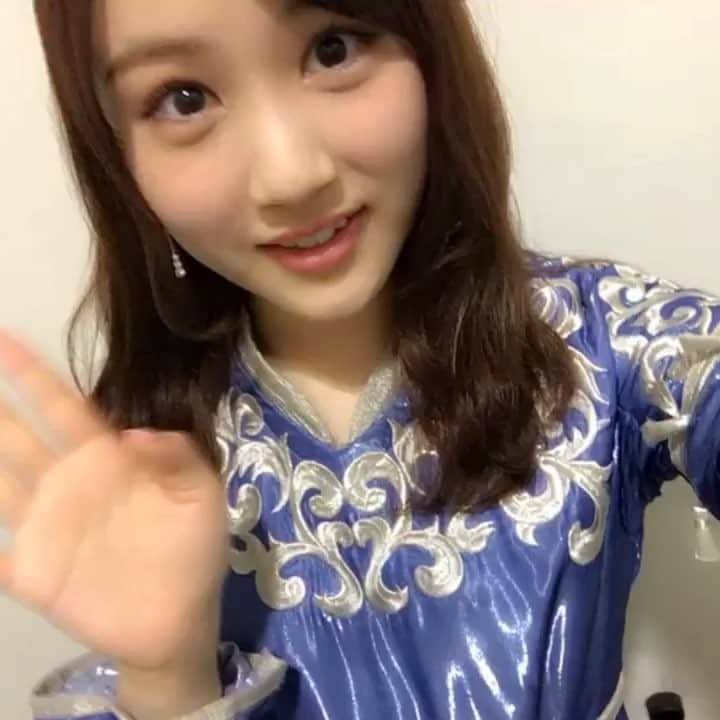 のインスタグラム：「ツイッターで投稿した、香港ライブ後の星野さんのメッセージ動画を、インスタでも投稿します！ 「ありがとう〜♫♫♫みんなのこと大好き💕」と、言っています☺️ #星野みなみ #写真集 #乃木坂46 #香港 #日本 #奇跡の声帯  amzn.to/2GTJGeH」