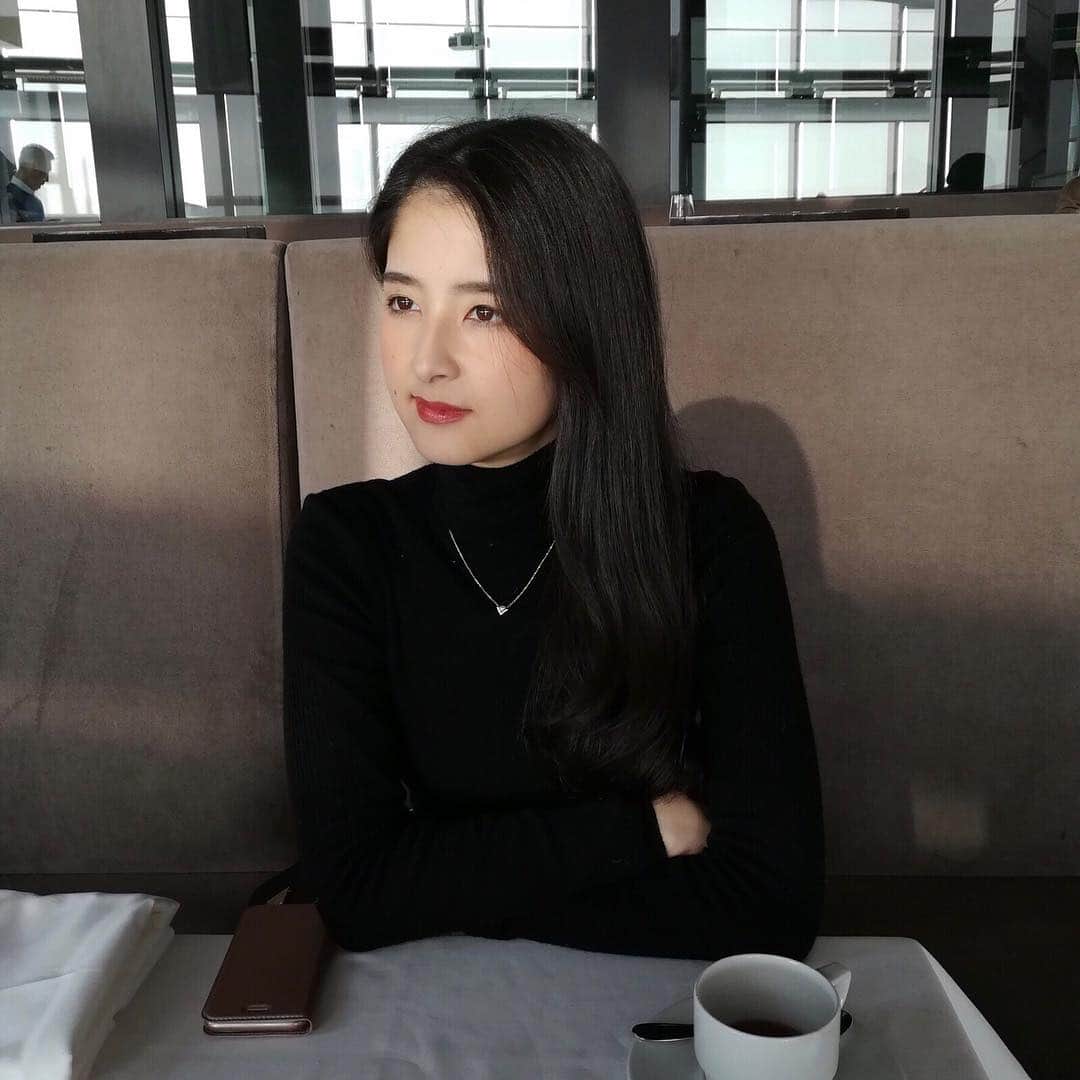 のインスタグラム：「‪*‬ * 🍓 QVC出演情報 🍓 2月17日(土) 3:00〜4:00 &LOVE の 放送でモデル出演致します🙂 * 📌https://qvc.jp/ 番組表or検索 📌youtube.com/user/QVCJapan Live * #goodnighteveryone😴 #instagood #instagram #instapic #fashionmodel #instalike #shooting #photographing #followme #myfavorite #selfie #selfiestagram #qvcjapan #qvc」