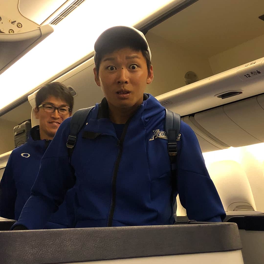 中田翔さんのインスタグラム写真 - (中田翔Instagram)「皆さん！今から日本に向けて出発します！！横また、、、泣 では、また！(^.^)」2月15日 15時15分 - shonakata_official