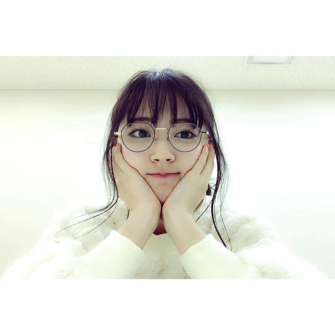 鈴木愛理さんのインスタグラム写真 - (鈴木愛理Instagram)「🎙 Zepp Tokyoで 4月9日、10日に行う バンドバージョンライブの . . M-line club2次受付 そして Hello! Project NEXT先行受付が 2/14(水)16時～始まりました☺️. . . 受付期間は  2018年2月14日(水)16時～2月21日(水)10時までです！！ . , リンクはストーリーにあげたので ぜひチェックしてくださいね💘 . . ちなみに 来たる24歳のバースデーイベントはね、、、 . , ４月にはできなくて 少し遅くなっちゃうけど、必ず！！必ずやるので その時のお知らせを待っていてください💓 .  #報告遅くなってごめんね😭 #何月かはまだ決まってないけど #バースデーはまた本気でアホなのやりたいから #時間あるときにしっかりやります #笑笑」2月15日 15時51分 - airisuzuki_official_uf