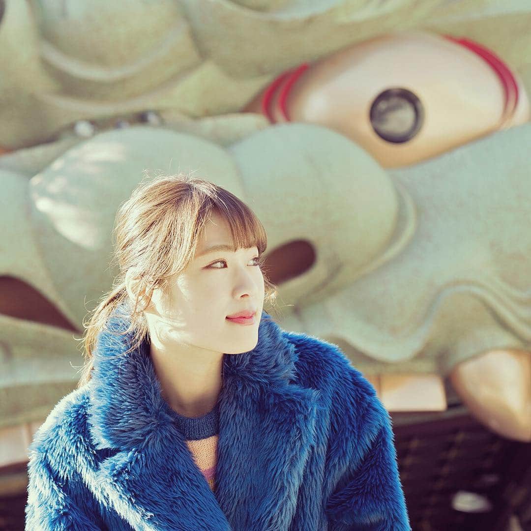 渋谷凪咲のインスタグラム：「撮り方次第でこんな迫力のある写真も👀 #難波八阪神社 . なぎちゃんの未公開カット&インタビュー掲載の関西ウォーカーWEBへはプロフィールのリンクからどうぞ🌼 . #かわいい関西 #渋谷凪咲 #nmb48 #大阪 #難波 #osaka #japan #関西ウォーカー」