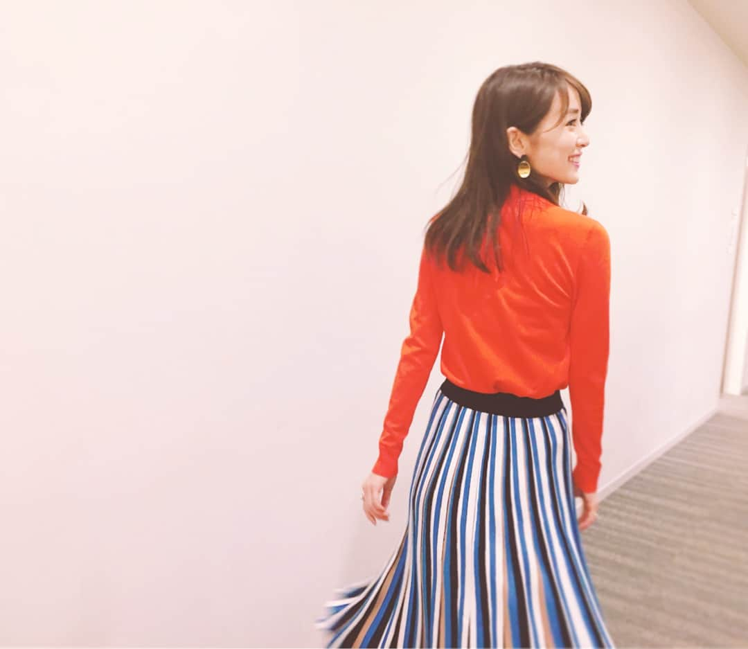 泉里香さんのインスタグラム写真 - (泉里香Instagram)「今夜よる11:15〜は🌈アメトーク🌈 「熟女芸人 その後..」に出演させていただきます！ ぜひご覧ください☺︎ #アメトーク #DOUBLESTANDARDCLOTHING#LAttitude」2月15日 20時03分 - rika_izumi_