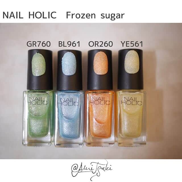 NAIL HOLICさんのインスタグラム写真 - (NAIL HOLICInstagram)「ついにネイルホリック春夏の新色が本日発売！！ ・ ・ 春が待ち遠しくなるカラフルな22色が登場♥ ・ ・ #Repost @ami_tsuki with @get_repost ・・・ 2/16発売のNAIL HOLIC New Color♡ ・ ♥可愛いが溶け込むふんわり Milky Color 12色 ・ ♥銀河のような輝き Galactic Color 6色 ・ ♥SweetにきらめくFrozen Sugar 新4色 ・ ・ 今回既存カラー一部廃盤になるそう⬇︎ ミルキーカラー12色、メタリックカラー6色、フローズンシュガーの4色は廃盤となります。  𓃟𓃟𓃟𓃟𓃟𓃟𓃟𓃟𓃟𓃟 今回の私的オススメは、 𓇼ザリザリのゴールド #GD028 𓇼パステルパープル #PU115 𓇼シアーな青みピンク #PK822 𓇼シアーな青みピンク2 #PK823 です！ 今のところ。 ・ ミルキーカラーはペンキっぽい高発色パステルカラーとシアーな発色の明るい春夏カラーがあります。 かなり質感が違うので買うときは注意が必要かも🤔 ・𓆉𓇼𓆉𓇼𓆉𓇼𓆉𓇼𓆉𓇼 ・ blogに詳しくカラーチャートの記事書きました◡̈⃝ 今回は二本立て。 𓃟「【カラーチャート】ネイルホリック新色♡2/16発売！」 𓃟「2/16発売！ネイルホリック パステルカラーでSSネイル」 ▶︎ @ami_tsuki TOPページより飛んでいただけます𓅮 ・ ・ ◡̈⃝2018.1.17 ・ #セルフネイル #セルフネイル部 #ポリッシュ派  #nailpolish #naildesign  #nailstagram  #lumixgf7  #大人ネイル #ロカリネイル #冬ネイル  #nailholic_kose  @nailholic_kose」2月16日 16時15分 - nailholic_kose