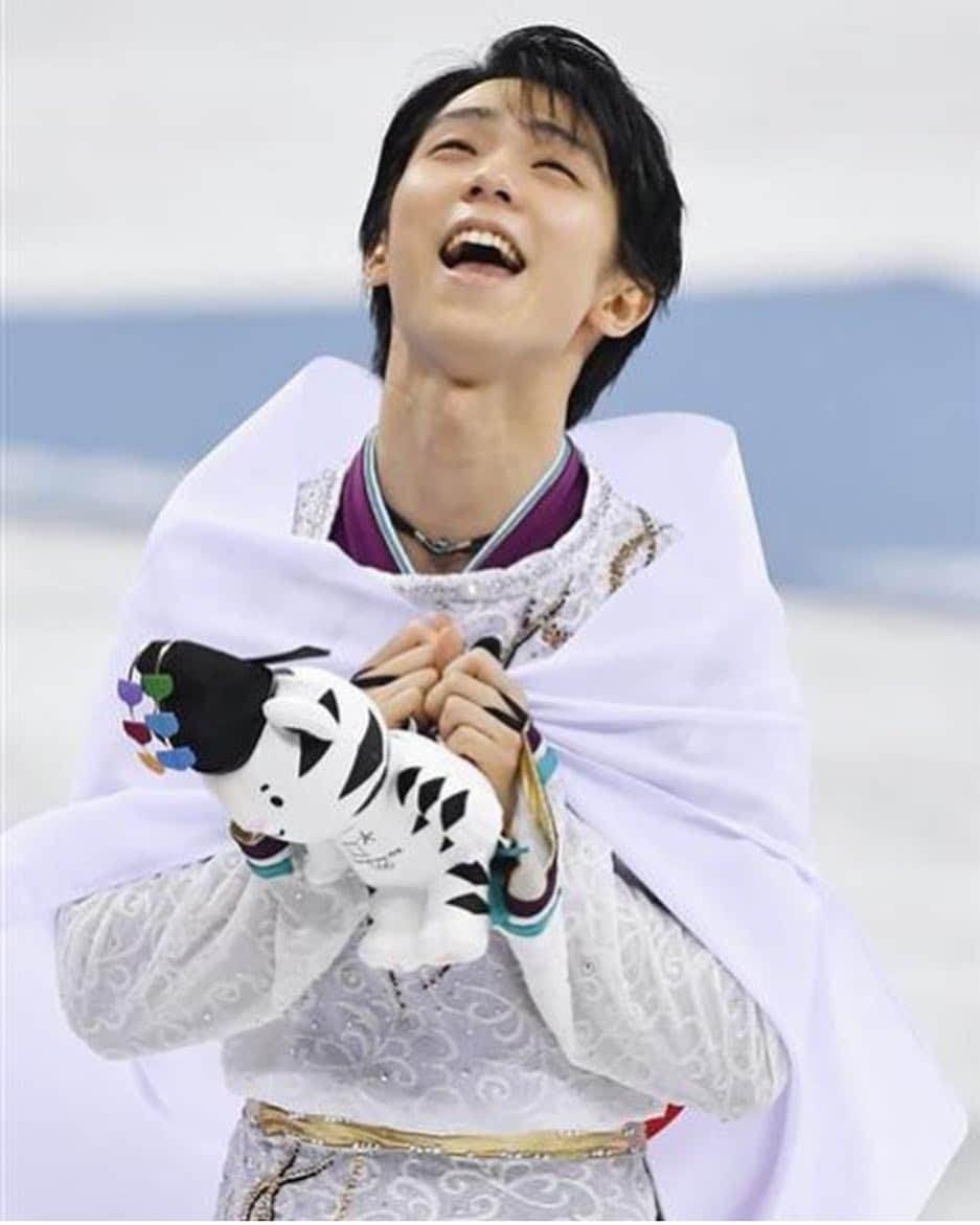  羽生結弦　ファンアカウントのインスタグラム：「#yuzuruhanyu #hanyuyuzuru #yuzuru #hanyu #yuzu #japan #figureskating #japanesefigureskater #japanese  #羽生結弦 #olypmics2018 #winterolympics2018 #winterolympics #pyeongchang2018 #pyeongchang #southkorea」