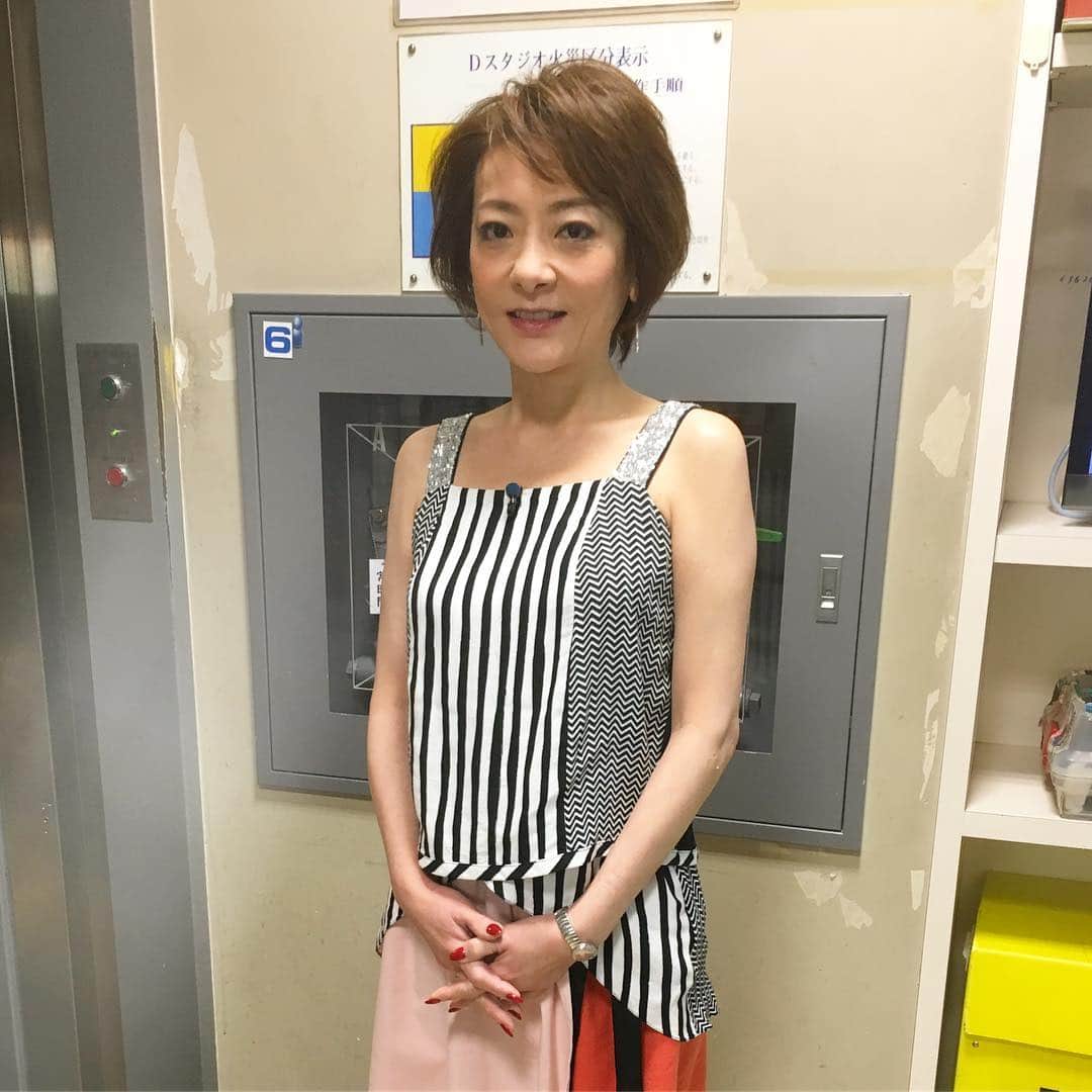 西川史子さんのインスタグラム写真 - (西川史子Instagram)「サンデージャポンはじまります。」2月18日 9時58分 - dr.ayako_nishikawa