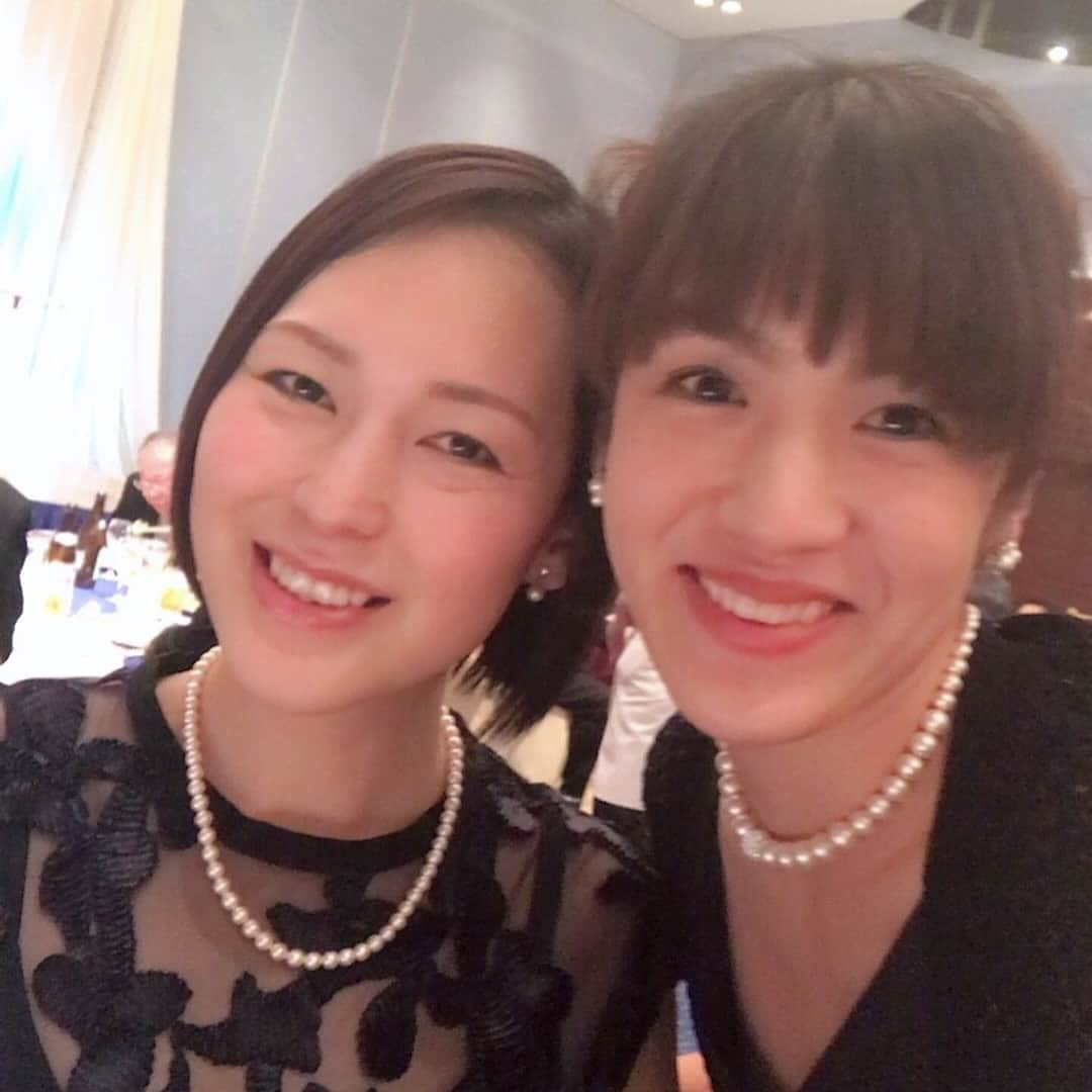 大山加奈さんのインスタグラム写真 - (大山加奈Instagram)「. . また披露宴に戻ります笑。 . . アローズファンのみなさまへ😘 . . 全員ではないのですが… . .  良くも悪くも ずっと変わらない人たち😊！ . . 大切な戦友であり仲間💓 . . #東レアローズ #アローズOG #木村沙織 #濱口華菜里  #小玉佐知子 #大山未希 #高田ありさ #和田麻里江 #佐藤美耶  #OGではないけど内山さん笑」2月18日 20時54分 - kanaoyama0619