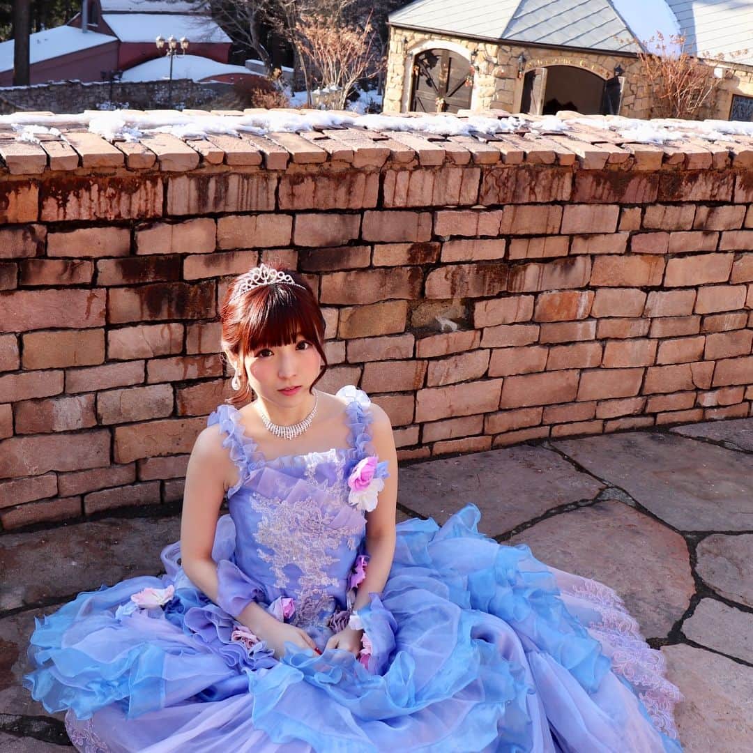 佐倉絆さんのインスタグラム写真 - (佐倉絆Instagram)「お姫様になってきた👸🌈🏰💭💖 王子様どこ？🎩 #ロックハート城  #プリンセス体験  #いきおくれ女子  #早く結婚したい」2月19日 23時05分 - kizunasakura