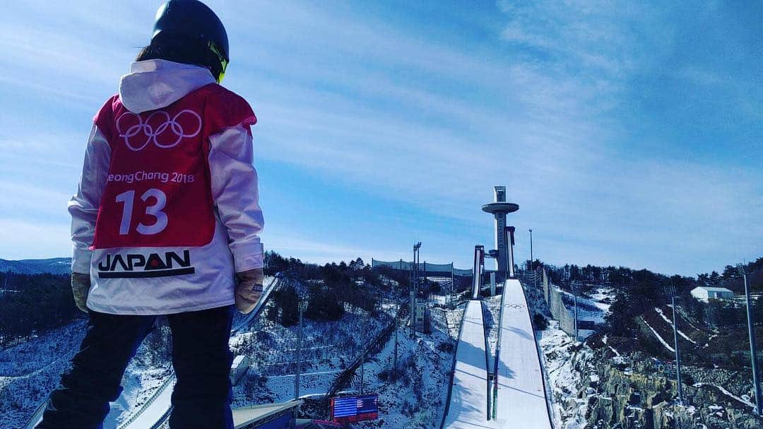 岩渕麗楽さんのインスタグラム写真 - (岩渕麗楽Instagram)「I finished 3rd in qualifying🙌and I’m going to ride really sick in the finals!  昨日の予選3位通過しました！ 予選から沢山の応援ありがとうございます！決勝もよろしくお願いします😆🙇‍♀️ #pyeongchang #olympics」2月20日 9時06分 - leila_iwabuchi