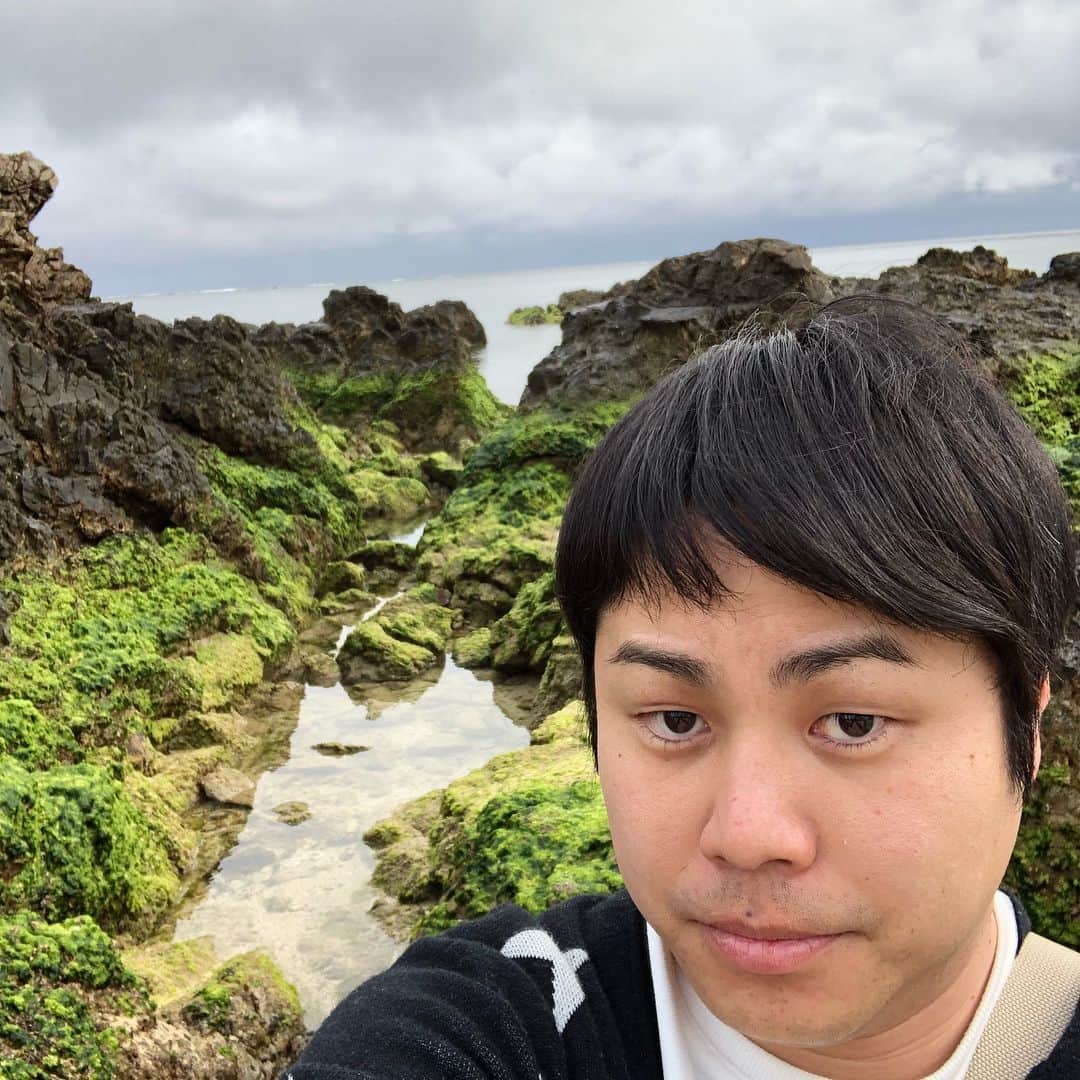 井上裕介さんのインスタグラム写真 - (井上裕介Instagram)「奄美大島にやってきた！！ #目指せ #インスタ映え #ってか #一体なにが #映えるんだ」2月20日 15時38分 - nonyusuke
