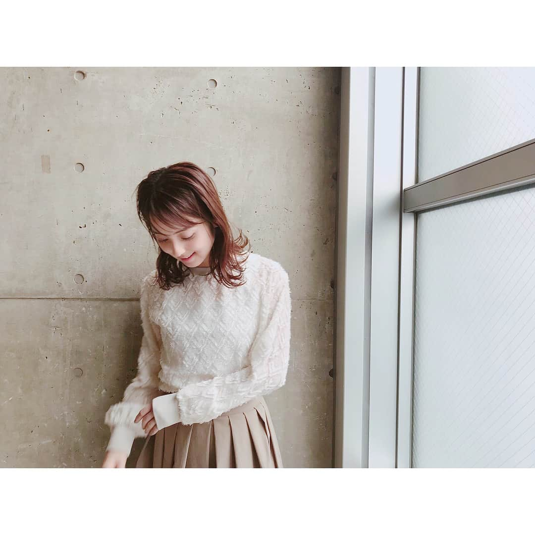 佐々木希さんのインスタグラム写真 - (佐々木希Instagram)「本日の#私服 透け感のあるアンティミテ新作トップス♡ 上品な生地にあえてリブを付けて カジュアルに。 気持ちいい生地です✨  詳しくはアンティミテのInstagramを見てくださいませ。 @intimite_onemile . 画面をタッチすると見られます。  #iNtimité #iNtimite #アンティミテ #ワンマイルウェア #メイドインジャパン #MADEINJAPAN ↓iNtimité公式ホームページ http://intimite.jp/」2月21日 0時07分 - nozomisasaki_official