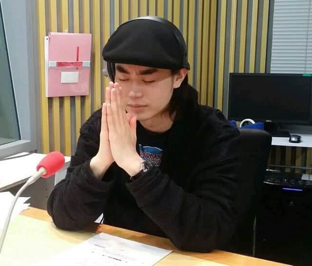 菅田将暉のインスタグラム：「Thanks for the best birthday wishes🎆🎇🎉🎊😉」