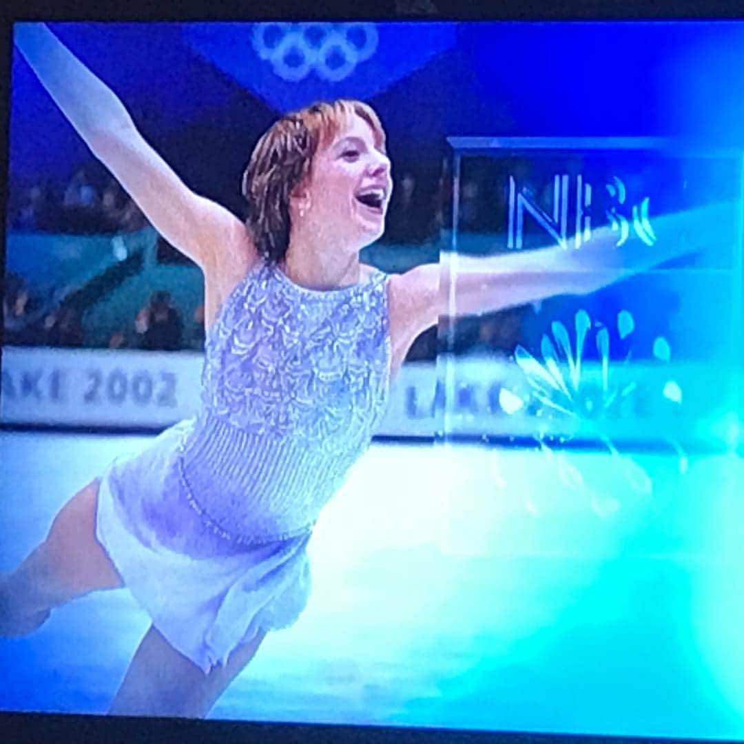 サラ・ヒューズのインスタグラム：「16 years ago today, we shared this moment. Thank you for all the love, friendship and support on the ice and off. Let’s always remember the good things, good people, and joyous times in life! ☺️💜🥇🇺🇸」