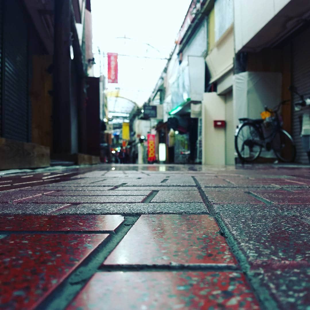 土屋修平さんのインスタグラム写真 - (土屋修平Instagram)「沖縄を学ぶ。  人を知り 歴史を知り 今を知る  琉球の魅力をもっと知りたい。  #okinawa #ryukyu」2月21日 22時55分 - shuhei_exb