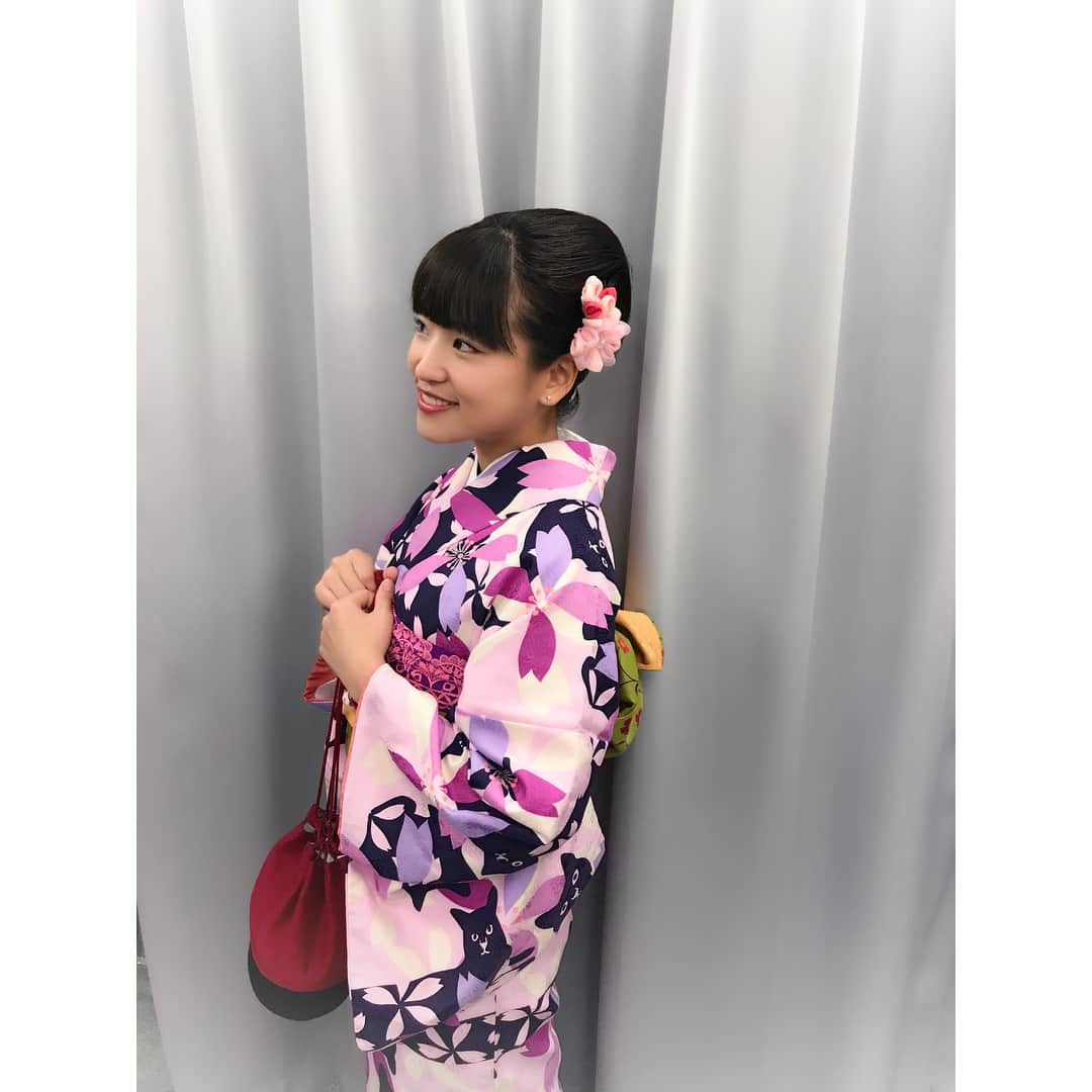 仲川遥香さんのインスタグラム写真 - (仲川遥香Instagram)「Anak sih cewe japan cantik kan?hehehe💓kalo aku diam pasti pada bilang cantik tapi kalo ngomong....🤣🤣🤣🤣 着物着れて幸せ〜！ やっぱり着物好きだなっ！ 黙ってると可愛いねってよく言われます。喋ると。。。。😂😂😂 #japan #tokyo #浅草 #asakusa #着物 #kimono #レンタル #rental @asakusakirara」2月22日 21時31分 - haruuuu_chan