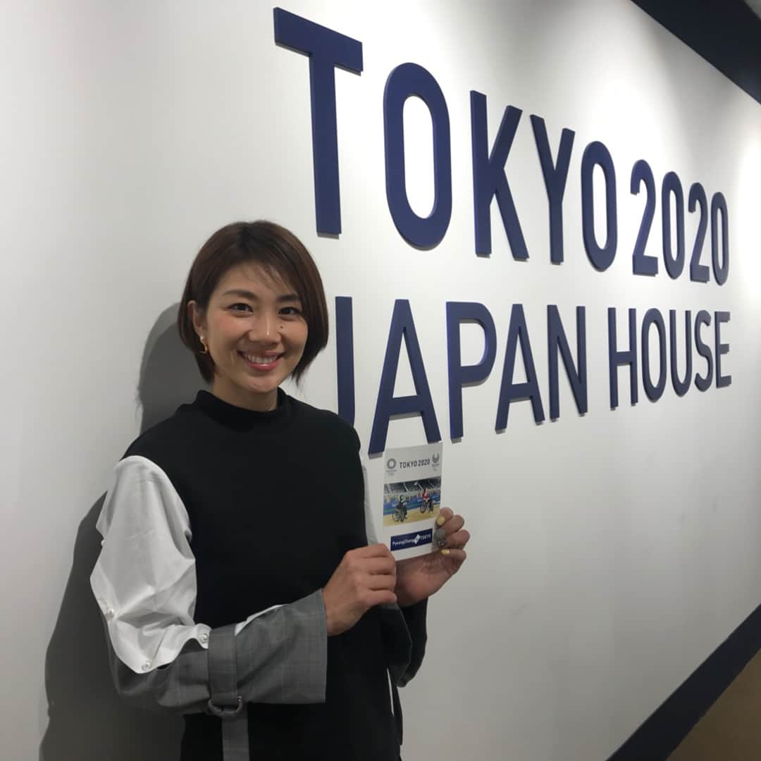 潮田玲子さんのインスタグラム写真 - (潮田玲子Instagram)「そしてオリンピックパーク内にある『Tokyo 2020 JAPAN HOUSE』へ。 東京2020大会や開催都市東京の魅力を紹介する展示コーナー、来場者が楽しめる様々なコンテツが用意されていました！ そしてオリンピック組織委員会で頑張っている @hanaesty ちゃんにも会えました😊  #Tokyo2020JHouse #東京2020組織委員会 #東京都 #平昌五輪2018」2月22日 15時23分 - reikoshiota_official