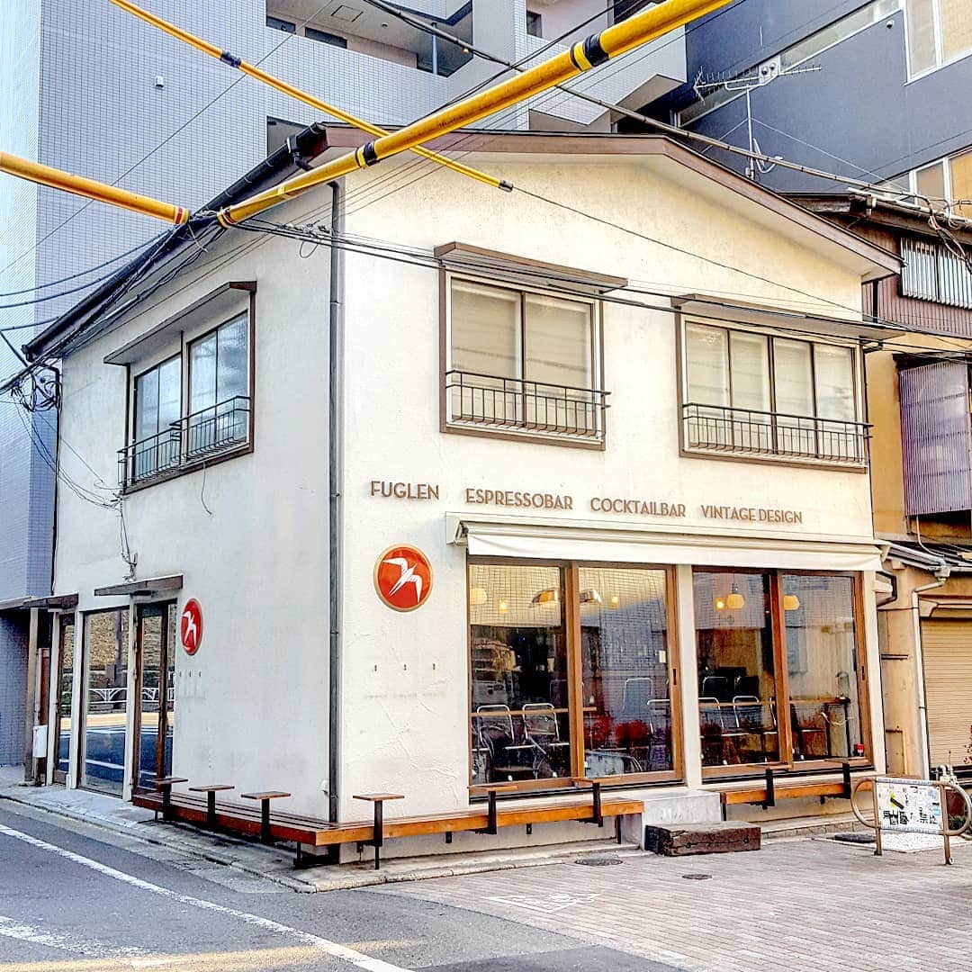 のインスタグラム：「I’m treating myself today. フグレントーキョー♪ #奥渋谷 #カフェ #☕ #cafe #okushibu #tokyocafe #cafetyo #奥渋谷カフェ #fuglentokyo」