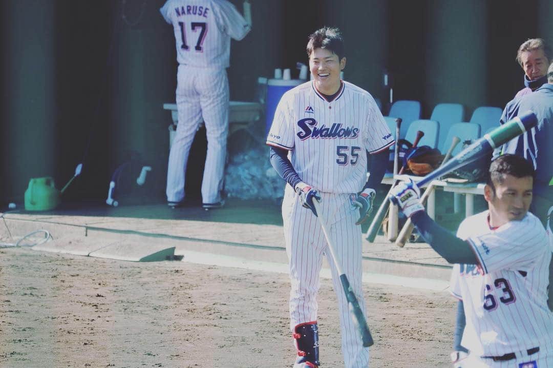 村上宗隆のインスタグラム：「初キャンプ終わりました。 とてもいい経験、いい練習ができました！ これからシーズン始まります！ 今後とも応援よろしくお願い致します。」