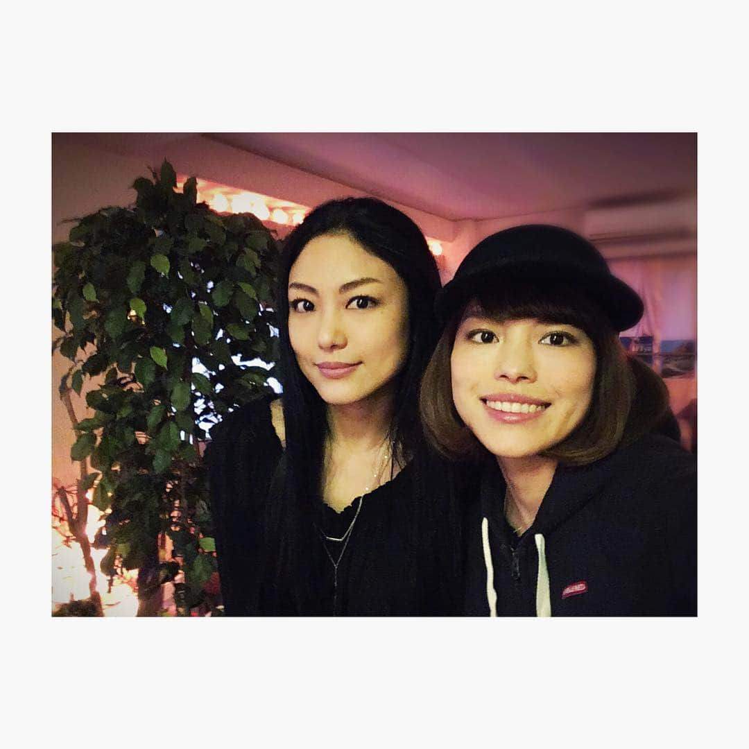 SAYUKIさんのインスタグラム写真 - (SAYUKIInstagram)「久しぶりにかおりんと😄  #sisters #姉妹 #family #家族 #椿かおり」2月26日 0時01分 - sayukisvoice