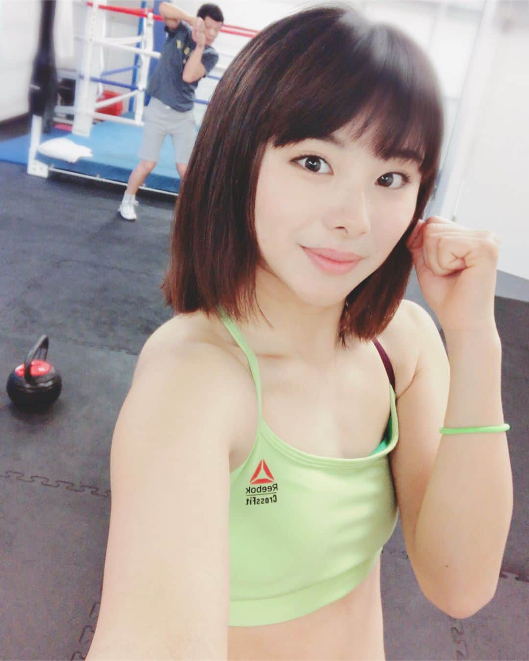 野田すみれさんのインスタグラム写真 - (野田すみれInstagram)「. GYM🏋🏻‍♂️ 新しいウェアで♡🎽🥊 今日も最後までやりきった🤸🏿‍♂️ . @3minutecamp  #reebok#crossfit #トレーニング#トレーニングジム#体幹#美尻#ボクシング#ボクシングジム#パーソナルトレーニング#六本木#麻布十番」2月25日 18時24分 - sumire0208