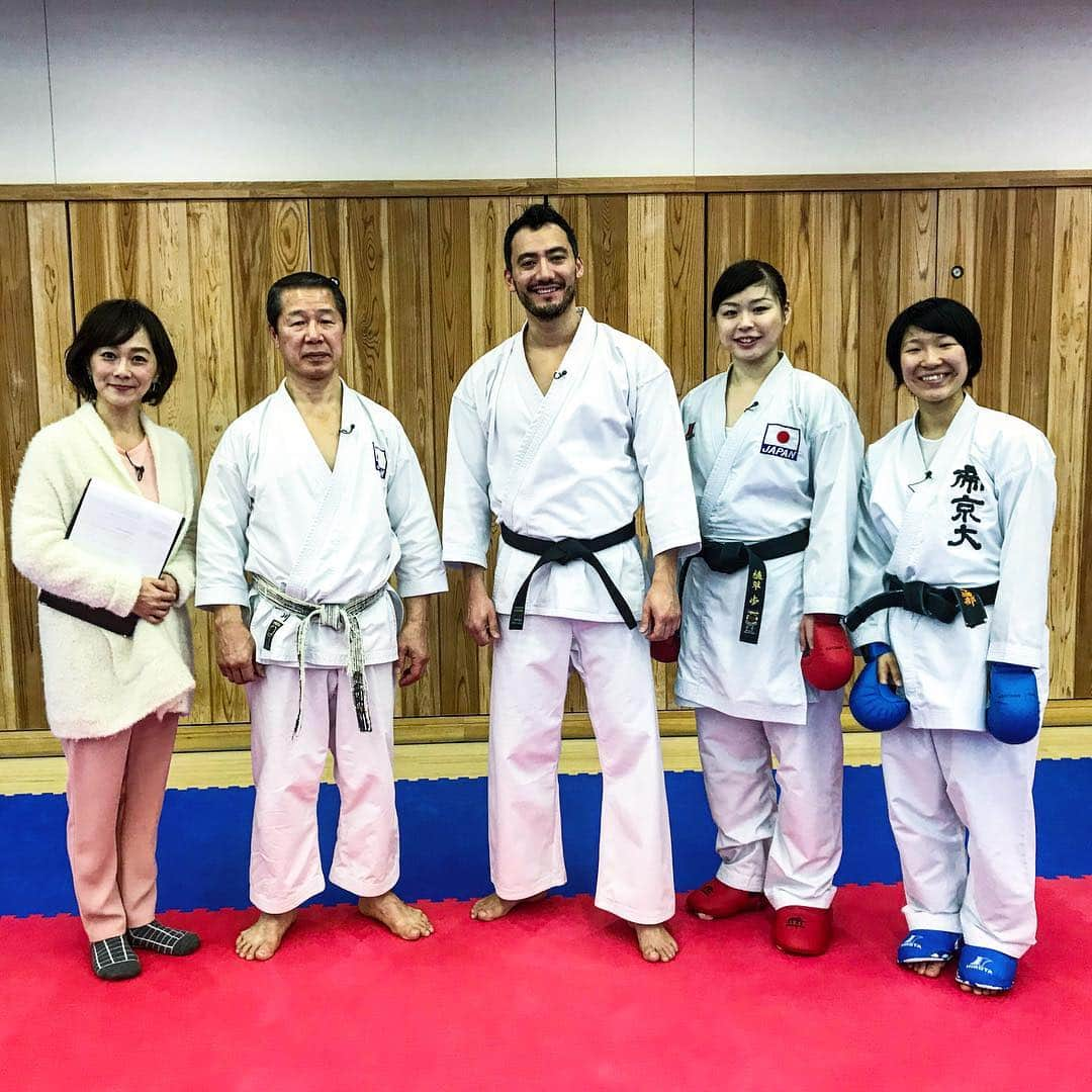 ベリッシモ・フランチェスコさんのインスタグラム写真 - (ベリッシモ・フランチェスコInstagram)「Osu!!!🤪 Karate shooting with Japanese national karate team at Hachioji 🎥🥋🥋🥋🥋 Riprese televisive col romano karateka, le campionesse del mondo di Karate Ayumi Uekusa , Miho Miyahara ed il Maestro Kagawa 🥋 八王子で空手の収録！ありがとうございます！押忍！ #ベリッシモ #料理研究家 #francescobellissimo #chef #tvchef #karate #karateka #香川政夫 #師範 #coattoromano #blackbelt #イケメン #空手 #空手家 #木佐彩子 #ヒゲ #筋肉 #picoftheday #instagood #italian #イタリア人 #イタリアの種馬 #せかくら #japanesegirl #植草歩 #宮原美穂 #ayumiuekusa #mihomiyahara」2月25日 18時35分 - bellissimoyoshi