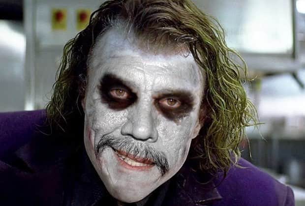 ダニー・トレホさんのインスタグラム写真 - (ダニー・トレホInstagram)「I believe, whatever doesn't kill you, simply makes you... stranger. . . . . #TheDarkKnight #Batman #Joker #Villian #TheJoker #DCComics」2月26日 4時46分 - officialdannytrejo
