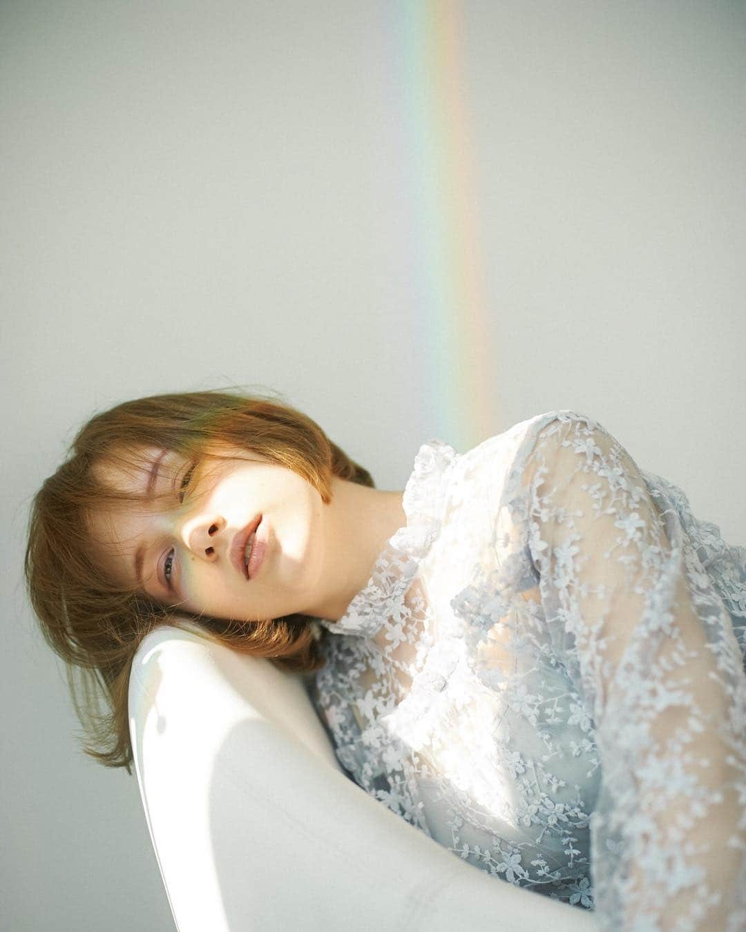 花盛友里のインスタグラム：「The light. . . Shooting for @ennflowerenn . #girl #japan #japanese」
