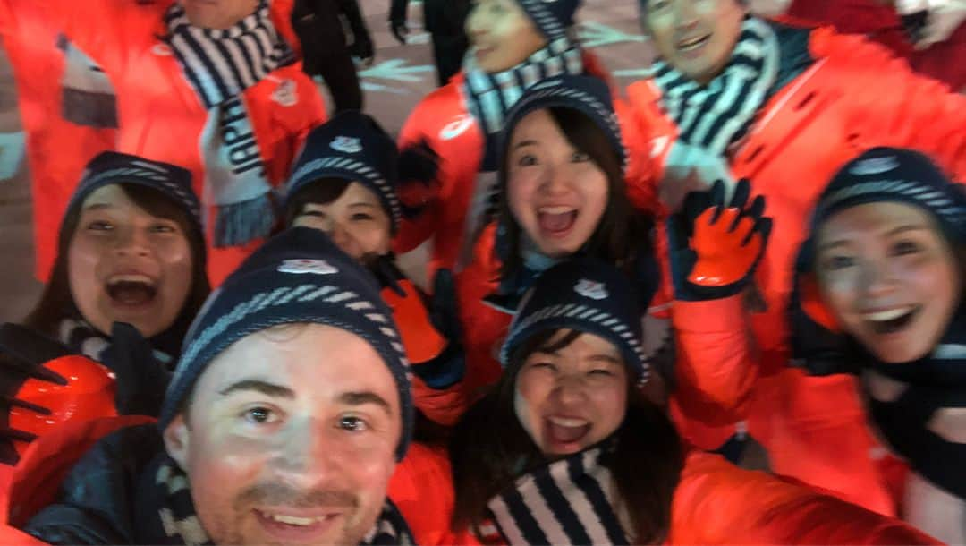 ジェームス・ダグラス・リンドさんのインスタグラム写真 - (ジェームス・ダグラス・リンドInstagram)「The World saw us taking a selfie during the #pyeongchang2018 Closing Ceremony, well, here it is! #curling」2月26日 11時02分 - j.d.lind