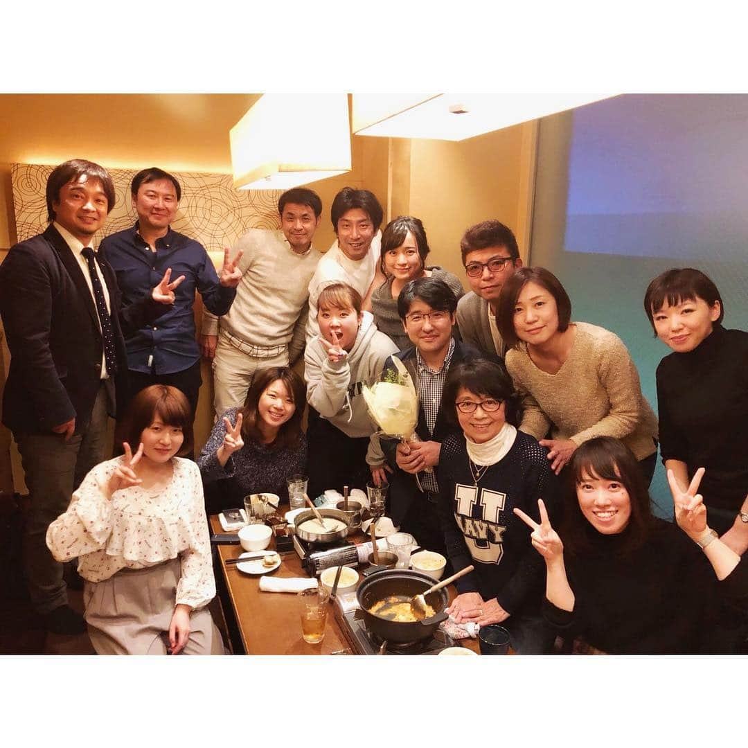 繁田美貴さんのインスタグラム写真 - (繁田美貴Instagram)「*＊ 『THE カラオケ★バトル』を ずっと支えて下さっていたスタッフさんのお一人が 新しい道に進むということで、 先日、収録後に送別会をしました。 寂しいけれど、応援しています！ #THEカラオケバトル #優しく #温かい #愉快な仲間達 #たくさんの #スタッフさん のお力で #番組 ができているんです☆ #明日 2/28(水)は  #2018春のグランプリ最終枠争奪戦！ #放送時間 がいつもと違って #少し遅い 19:54〜21:54 なので #お気をつけ下さいね！！」2月27日 12時59分 - handa_miki