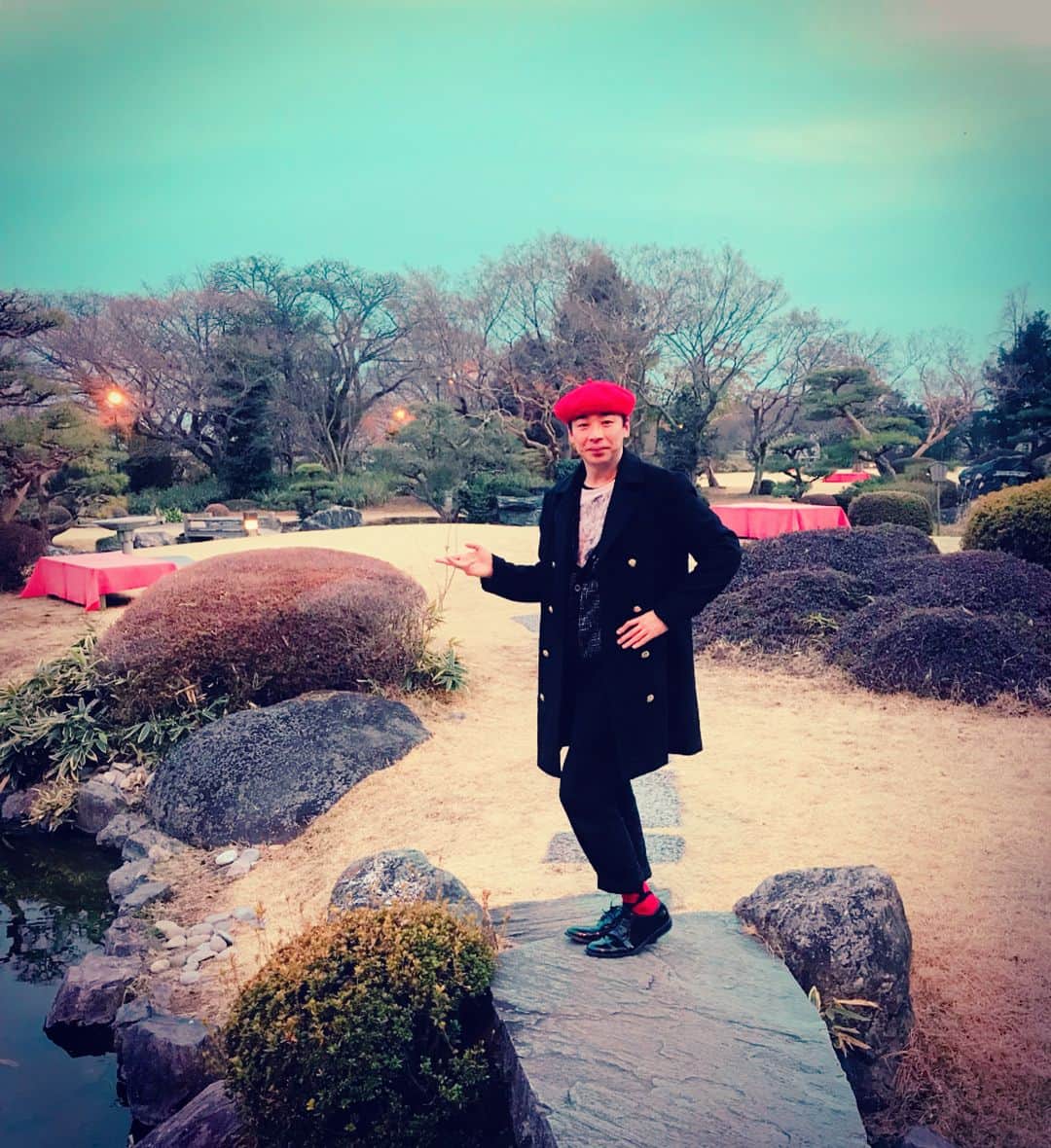 美川憲二さんのインスタグラム写真 - (美川憲二Instagram)「宇都宮グランドホテルさん🏨の 素敵な日本庭園で ぱちりんこよ〜☺️🌳🌳🌳🌲🌲💕💕💕💕 #宇都宮グランドホテル  #日本庭園  #とっても素敵です  #ほっこり  #美川憲二 #ものまね」2月27日 18時15分 - mikawakenji