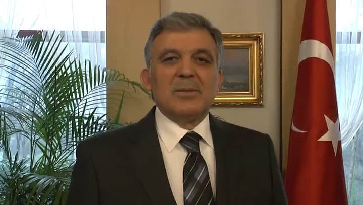 アブドゥラー・ギュルのインスタグラム：「11. Cumhurbaşkanı Abdullah Gül, vefatının 7. yılında Prof. Dr. Necmettin Erbakan’ı rahmet ve minnetle andı. Video: @birol.afsar」