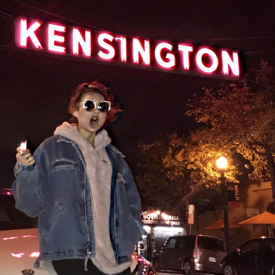 Greta Menchiのインスタグラム：「Maybe I wanted a little bit of this, and a little less of that. Perhaps I wanted to stop and save the world, or run away from it. I was never sure of anything I did, of what to do, yet I was so sure of you. I like it here... I’m doing great, thank you guys for always asking and taking care of me. I truly am, I’m working and enjoying life the healthiest/ happiest way possible. 💗 #GM」