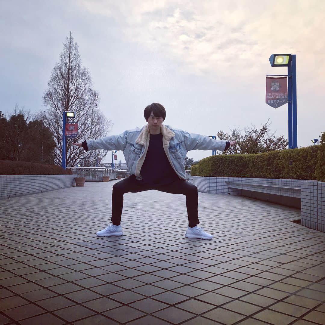 西村文男さんのインスタグラム写真 - (西村文男Instagram)「躍動感。 #UAHOVR lifts you up. #アンダーアーマー」2月28日 16時58分 - fumionishimura