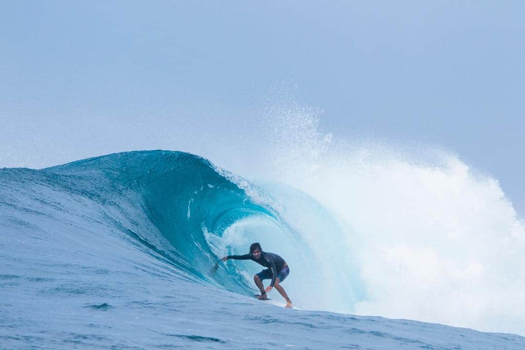 三浦理志さんのインスタグラム写真 - (三浦理志Instagram)「📸 @kenyutakahashi  #surftrip  #maldives #surf #surfing #surfinlife #surfandnorf #モルディブ」2月28日 19時30分 - mar4m