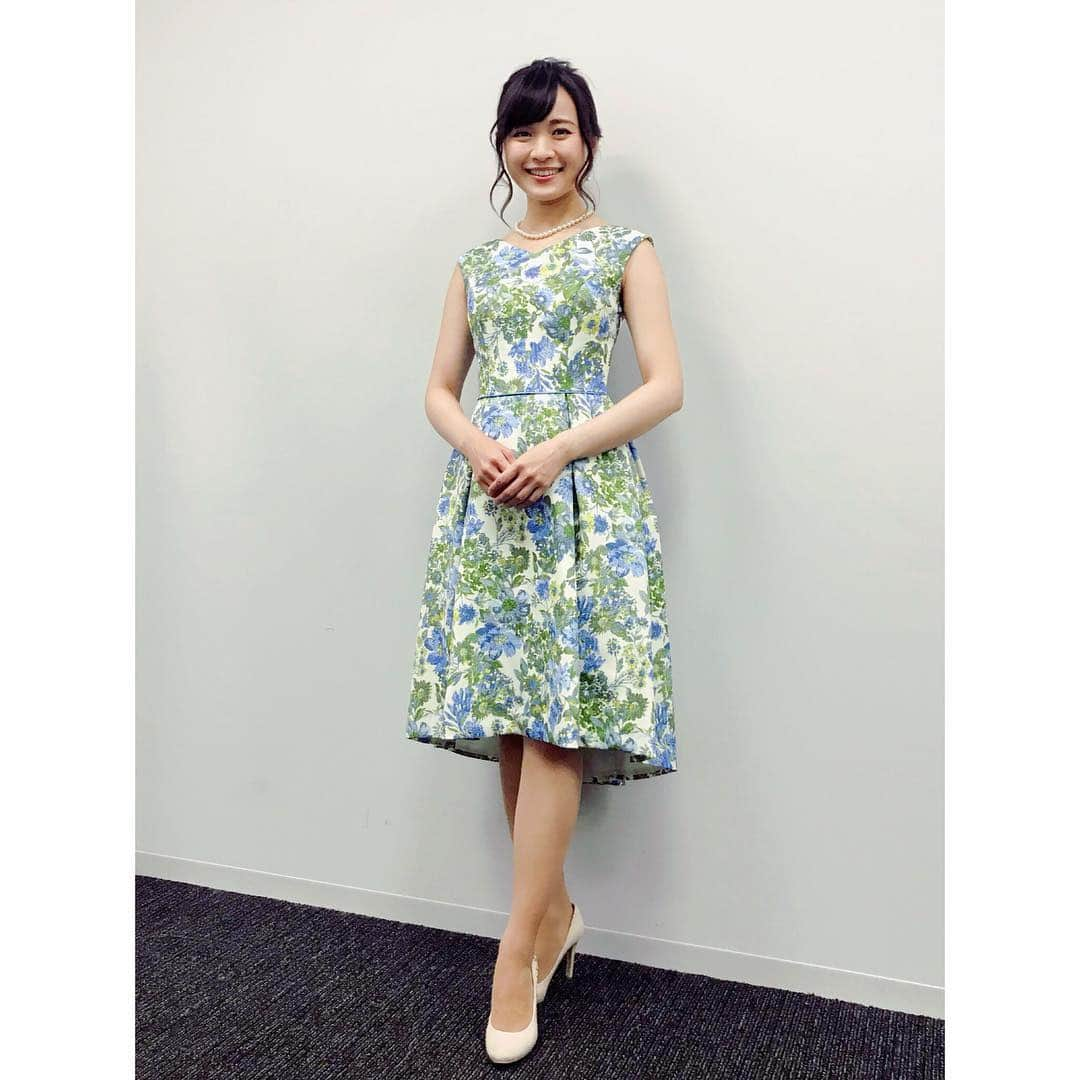 繁田美貴さんのインスタグラム写真 - (繁田美貴Instagram)「*＊ 昨日もお知らせしましたが、 今夜の『THE カラオケ★バトル』は いつもより少し遅い19:54〜21:54放送です。 ぜひご覧下さいね♪ #THEカラオケバトル #今夜 は #2018春のグランプリ最終枠争奪戦☆ #優勝 した人が #来たる #春のグランプリ に出場できます！ #壮絶なバトル #お見逃しなく！！ #衣装 もちょっと #春 を意識してみました♪」2月28日 19時30分 - handa_miki