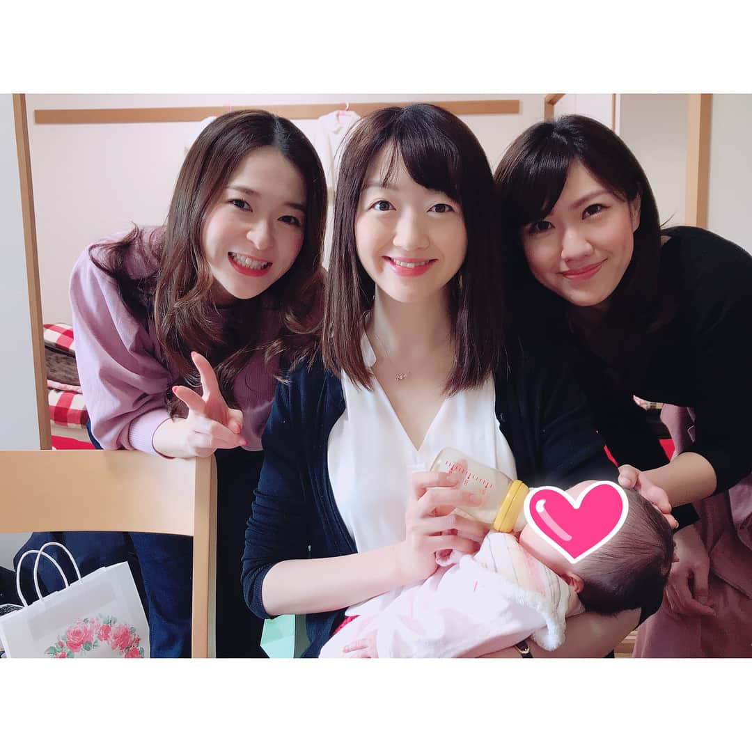 小野口奈々さんのインスタグラム写真 - (小野口奈々Instagram)「・ 山口時代の後輩・大河原あゆみアナウンサーの 赤ちゃんに会いに行ってきました！ 可愛くて可愛くて本当に癒されました～👶💕 大河原ちゃんもすっかり頼もしいママに💪✨ 私が大好きな、彼女のおおらかな性格と おもてなし精神も変わっていなくて 久々の再会でしたが幸せな時間を過ごしました😍 #大河原あゆみアナウンサー #徳田琴美アナウンサー #2人ともかわいい後輩 #山口県」2月28日 20時28分 - nana0no