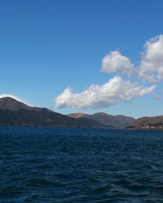 吉本拓さんのインスタグラム写真 - (吉本拓Instagram)「芦ノ湖に釣りに来てまーす！  最高！」3月1日 13時11分 - daitakutaku