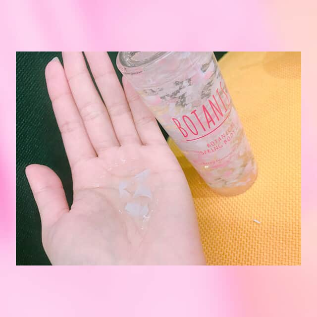 ゆんさんのインスタグラム写真 - (ゆんInstagram)「BOTANIST春限定の シリーズを頂きました〜⸜( ´ ꒳ ` )⸝🌸 ありがとうございます😭😭♩ この新しくでたさくらの花びら入り ボディージェルがかわいすぎて もうどうしよう、、🤤✩⡱ 全身からさくらのいい匂いが 香るからか最近会う人会う人に いい匂いって言ってもらえるよ( ;ᴗ; )💓 みんなもよかったら使ってみてね♩  #ボタニスト #BOTANIST #ボタニスト春限定 #sakurafeels #pr @botanist_official」3月1日 21時49分 - yuntaaam_s2