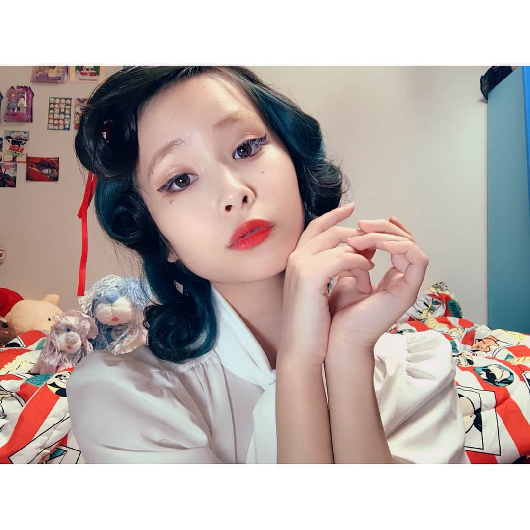 増井みおさんのインスタグラム写真 - (増井みおInstagram)「😉💋 #50s #1950 #makeup #50sfashion」3月2日 14時59分 - mio006