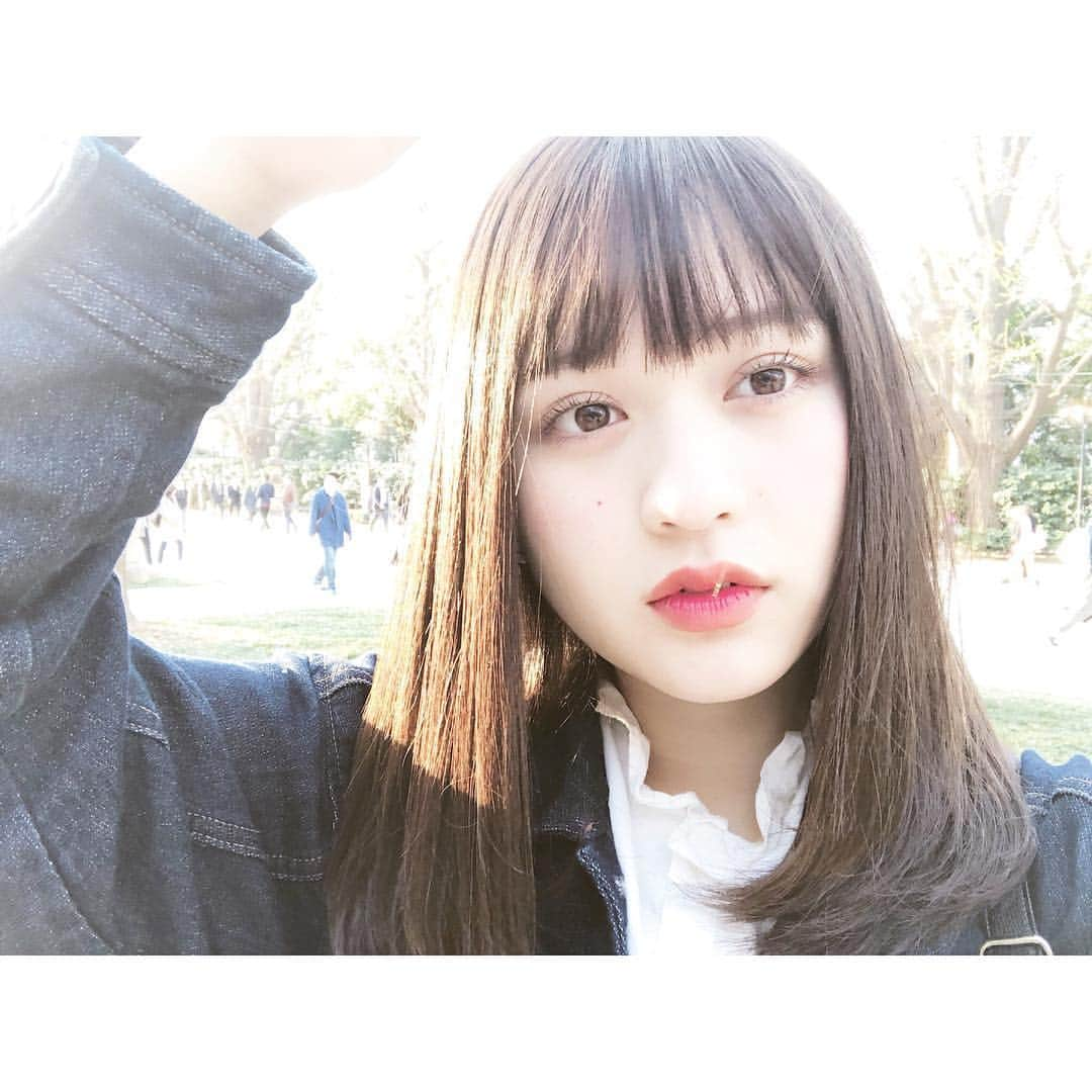 仲谷香春さんのインスタグラム写真 - (仲谷香春Instagram)「今日で3月も終わりですね、、明日は大学の入学式らしいです。桜残ってるといいなぁ🌸 卒業、入学の皆さんおめでとう！」3月31日 19時18分 - koharu0221_official