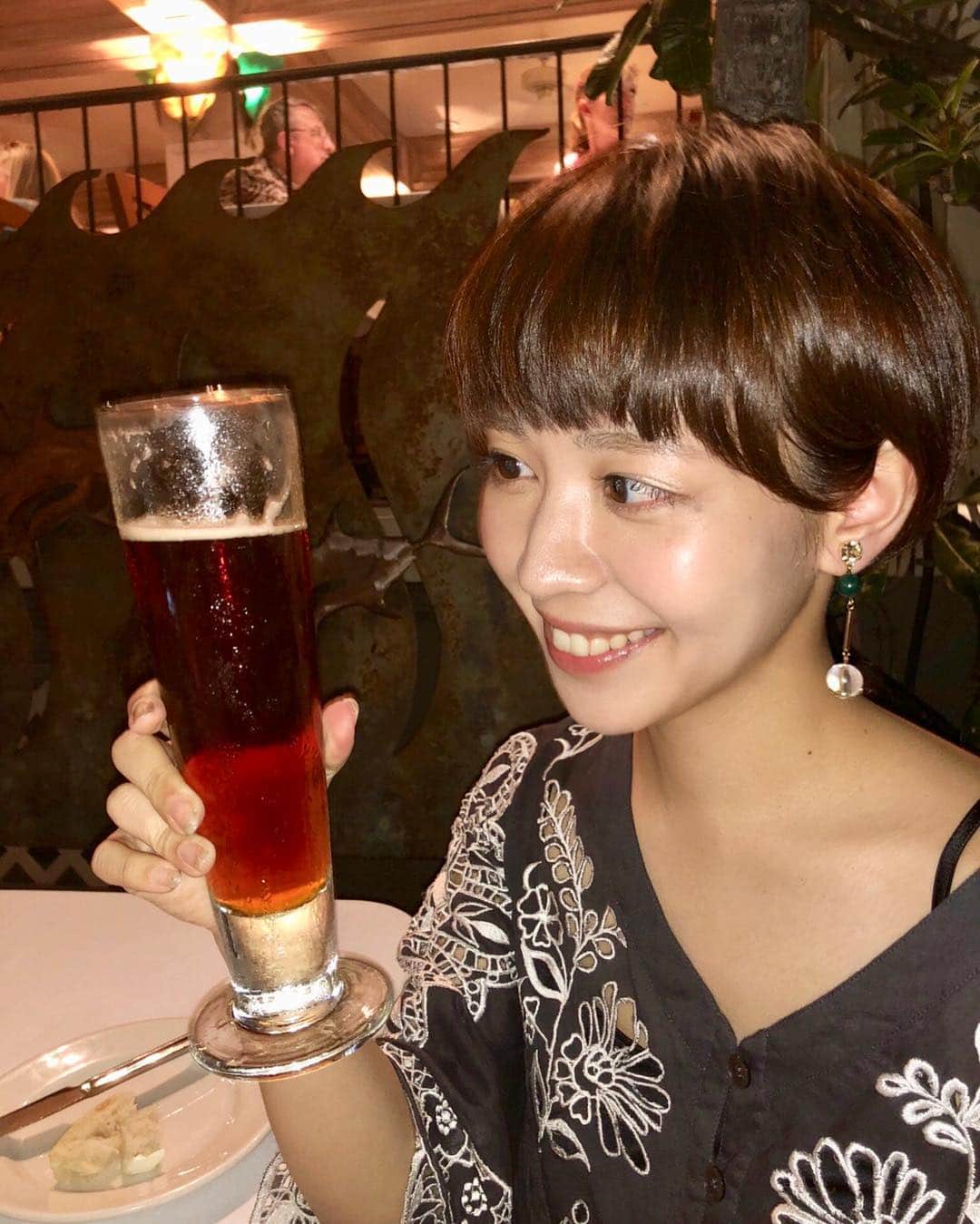 吉谷彩子さんのインスタグラム写真 - (吉谷彩子Instagram)「今日で空旅も最後です。 是非見てください☺️☺️ そうそう、そう言えば、 このビールじゃないけど、 マウイ島にある、ビキニっていうビールがとても美味でした😋😋 #空旅#最終回 #是非見てね #マウイ島#ビキニ」3月27日 14時15分 - ayako_yoshitani