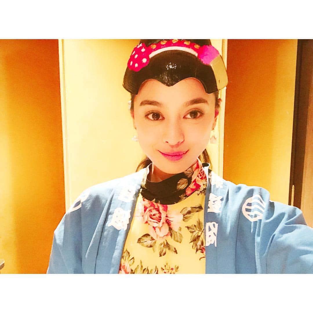 のインスタグラム：「How Do I look with my new Japanese era hair style 😆🌸♥️🇯🇵 ️ #visitjapan #japan #jntomy #missuniversejapan2018 #winter #flashback #shinjuku #tokyo #samuraimuseum #odaibasunset  #ミスユニバースジャパン #missuniversejapan #missuniversemie2018 #ミスユニバース三重2018 #ミスユニバースジャパン2018 #missuniversejapan #missjapan  #japan  #love #peace #universe #missuniverse #加藤遊海」