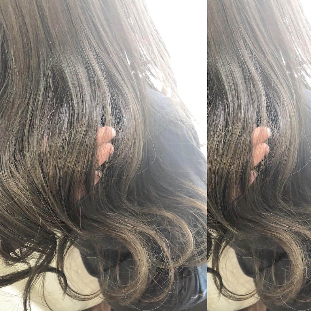 BIGOUDI official Instagramさんのインスタグラム写真 - (BIGOUDI official InstagramInstagram)「スモーキートパーズ🔸💎🔸💎 #透明感 #たっぷり #スモーキー #トパーズ #梅田 #女子力 #kawaii #春カラー」3月27日 23時00分 - hairsalon_bigoudi