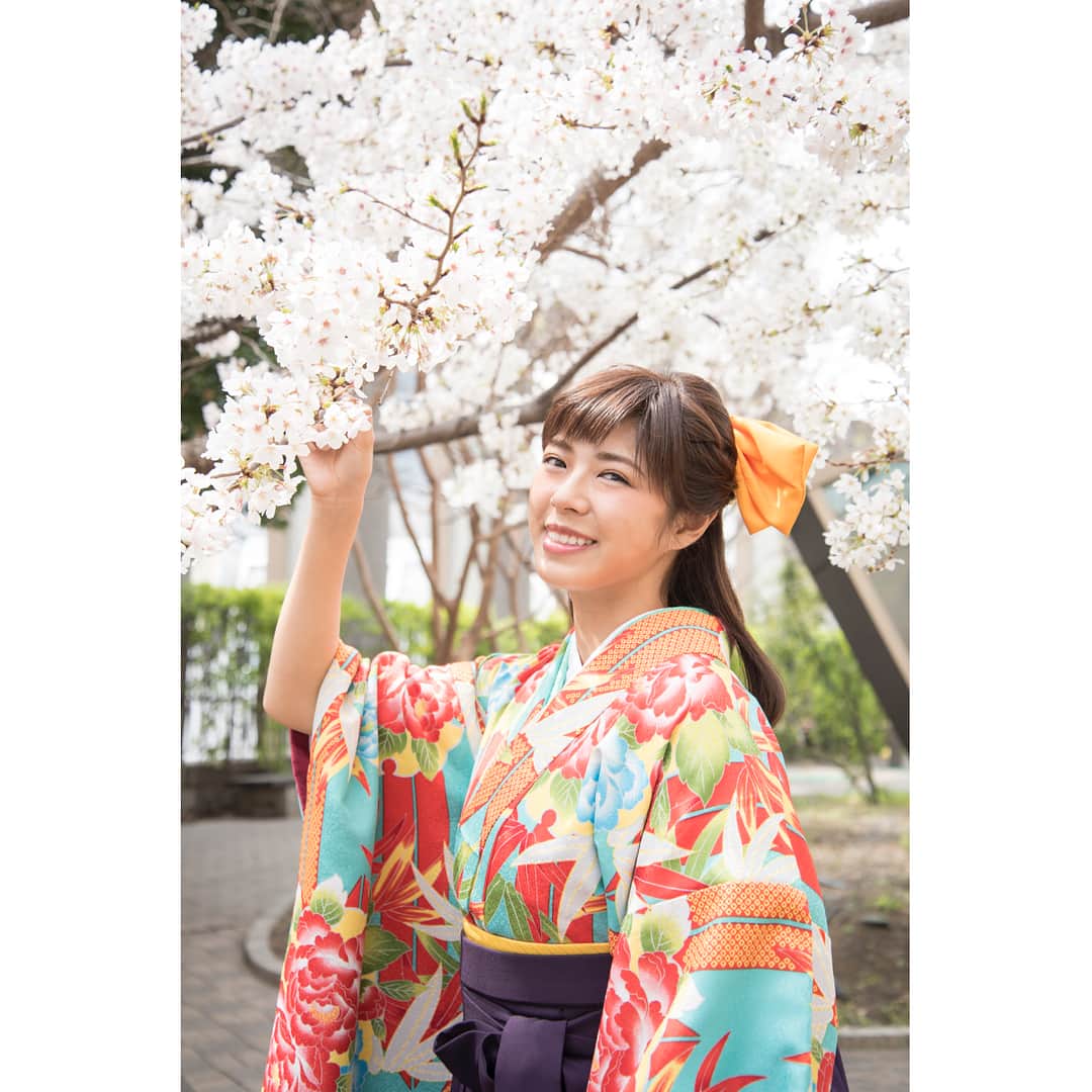 わちみなみのインスタグラム：「明治大学を卒業しました❗️ 素敵な学友に恵まれ幸せな4年間の学生生活を送ることができました。みんなありがとう☺︎🌸」
