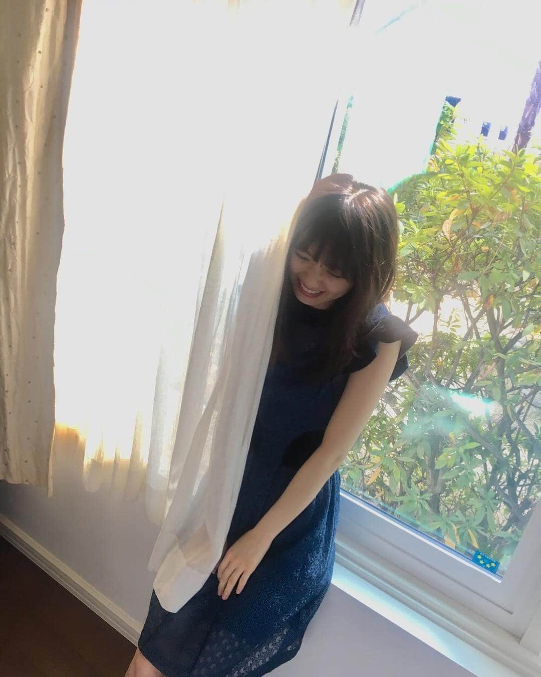 週刊少年マガジンのインスタグラム：「#オフショット #レアショット #限定写真  本日発売の週刊少年マガジン17号のグラビアは #乃木坂46 #齋藤飛鳥 さん！ クオカを50名様に！」